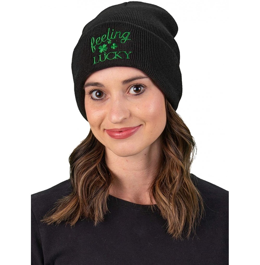 Skullies & Beanies Embroidered Beanie Dog Mom Gym Sports Holiday Knitted Hat Skull Cap - Feelin' Lucky - Black - CZ18ON945NA